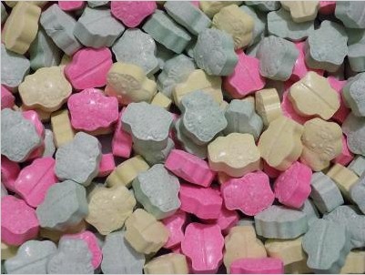 buying drugs on the darknet